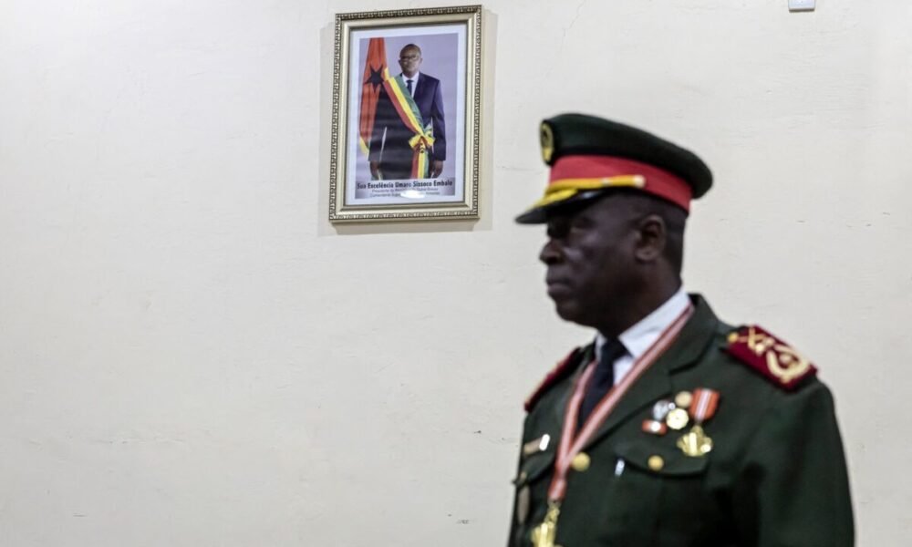 Junta militar proíbe o regresso de Sissoco Embaló ao paísCréditos:AFP via Getty Images