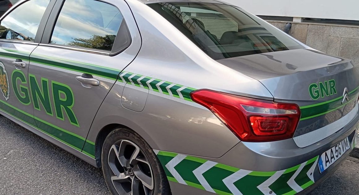 Homem encontrado morto dentro de carro em vizela