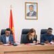 Grupo de guimarães vai construir escolas em angola com argila, madeira de paletes e alimentadas a energia solar