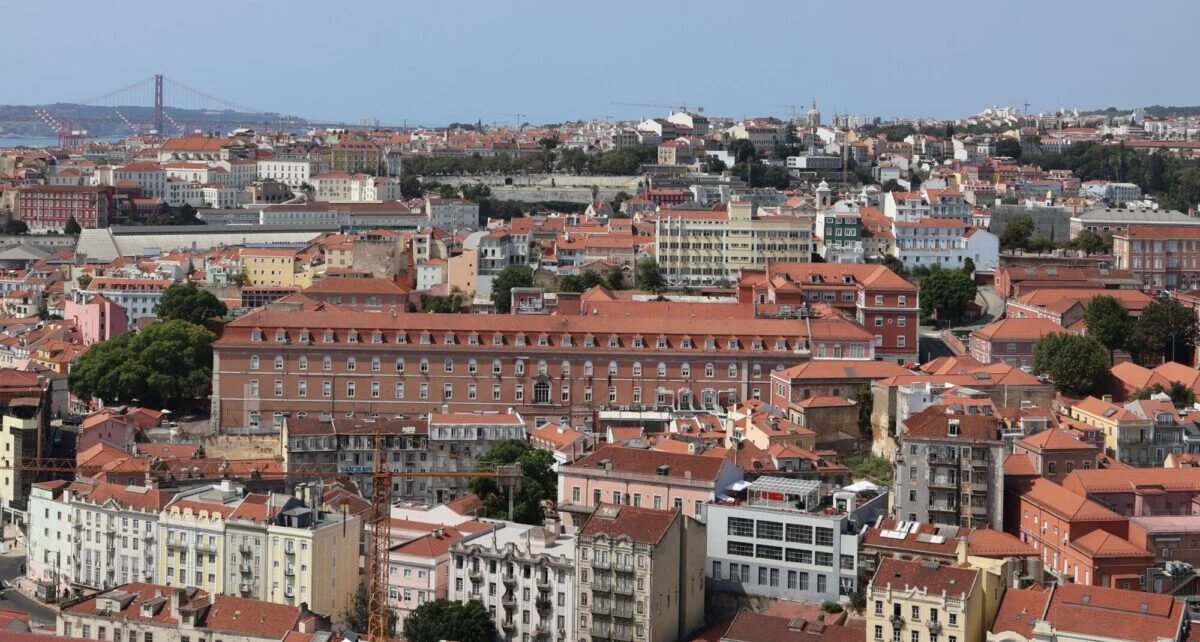 Rendas disparam em Portugal: novos contratos sobem quase quatro vezes mais do que o permitido em 2027