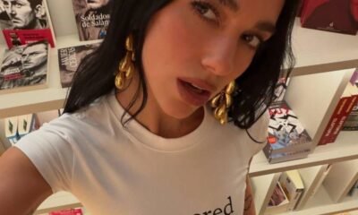 Dua Lipa abre as portas à sua biblioteca de livros proibidos na Livraria LelloCréditos:Instagram @dualipa