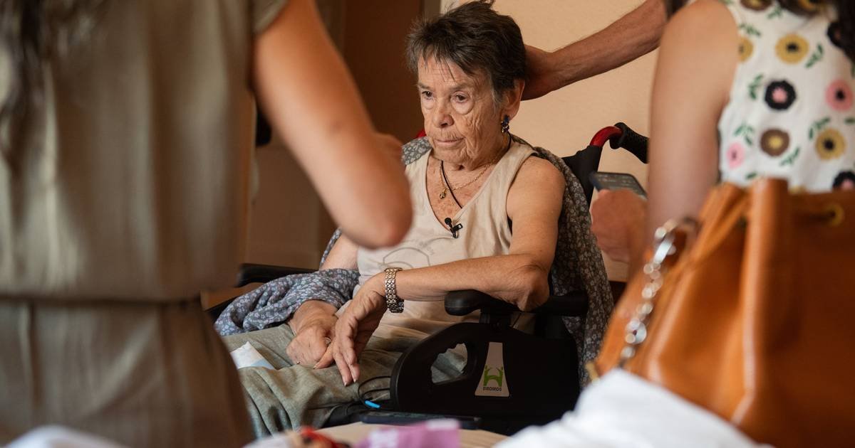 Morreu Maricarmen, a mulher de 87 anos que tinha sido despejada de casa em MadridCréditos:Europa Press News/Getty Images