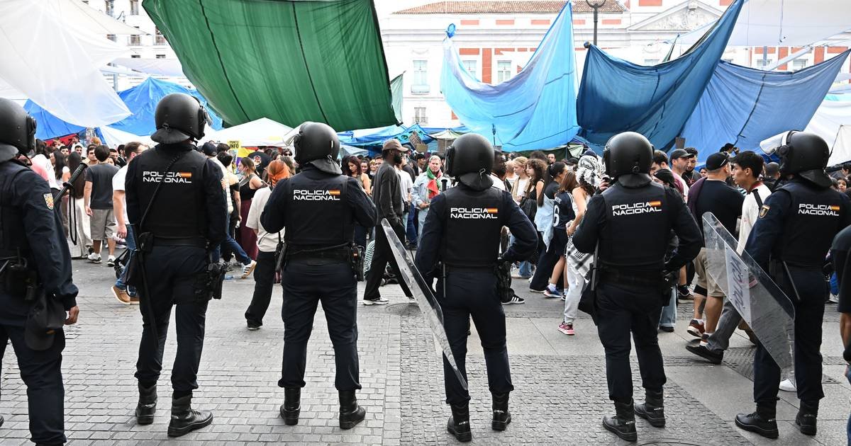 Confrontos e detenções marcam 17.º dia de protestos contra crise da habitação em MadridCréditos:Fernando Villar