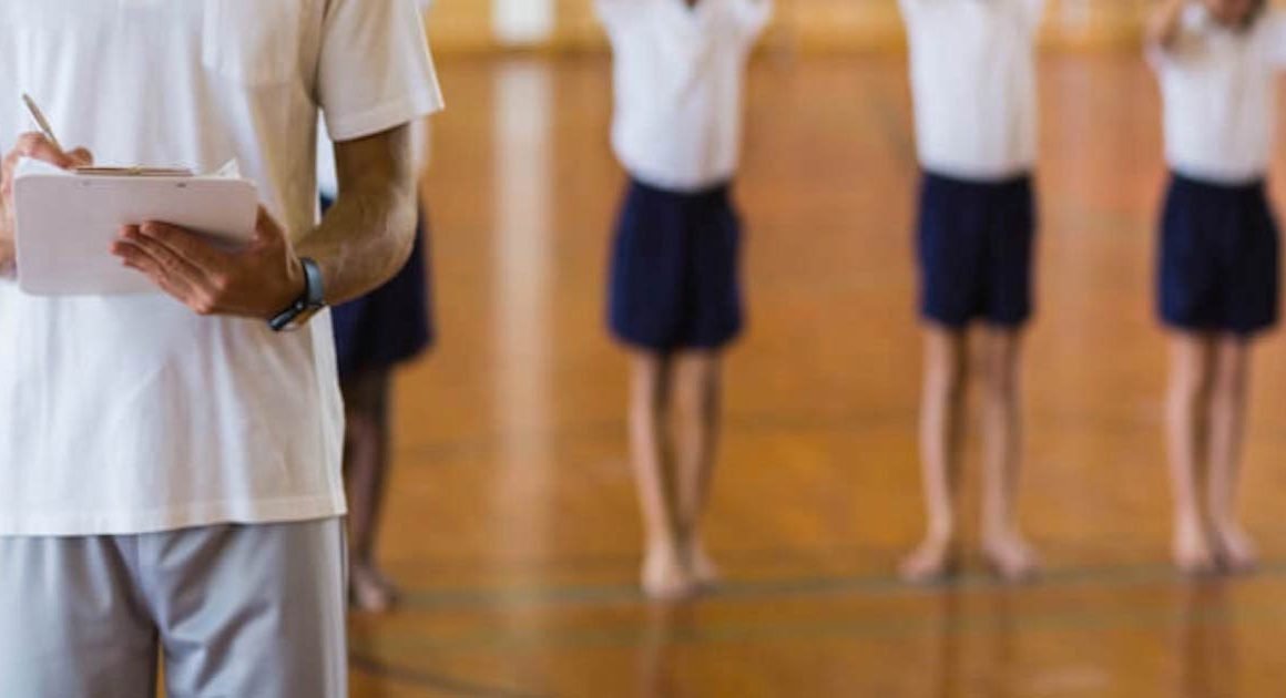 Ministério da educação afasta professores com condenações por crimes como abuso de menores