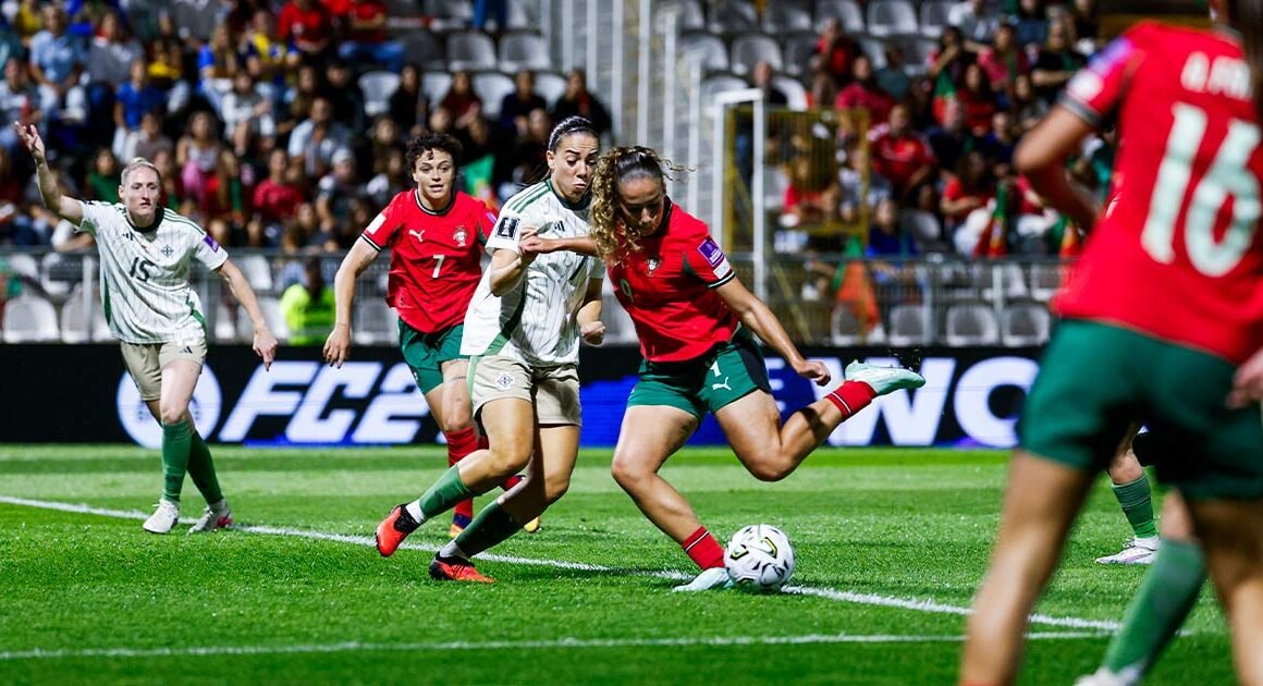 Portugal apura-se para o play-off decisivo do mundial feminino