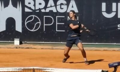 Tenista tiago pereira nos 'quartos' do challenger de braga
