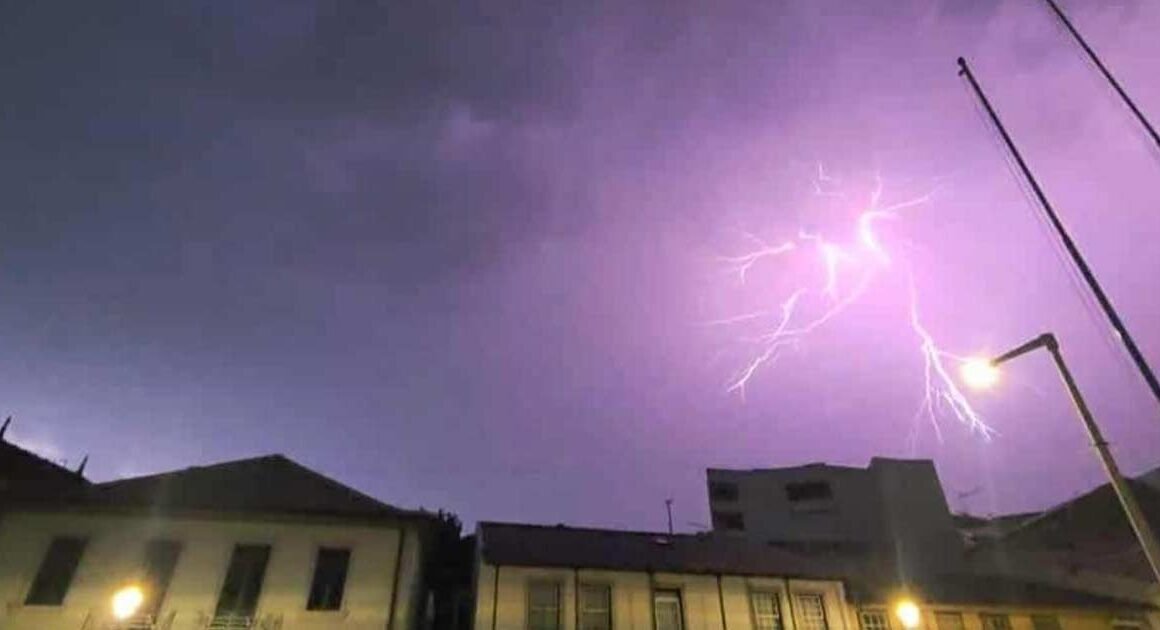 Ainda pode vir trovoada e chuva forte para o interior do minho até final de domingo