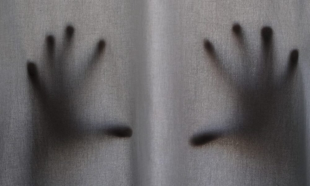 Juiz manda para a cadeia homem de 37 anos que batia na própria mãe na póvoa de varzim